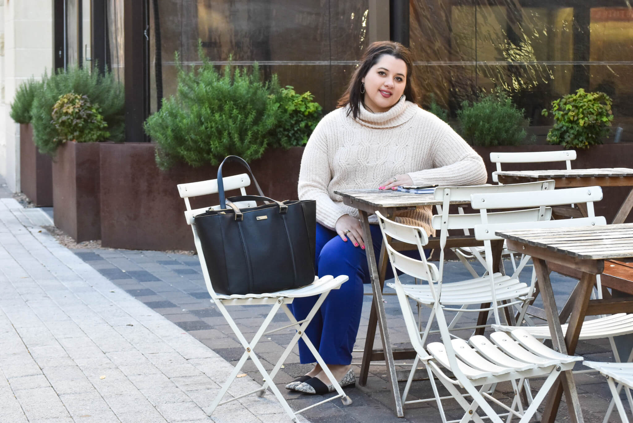 Business Casual Fashion Rut| Something Gold, Something Blue - Curvy Style Blog | What to wear to work in the cooler months - my recommendation: a turtlneck and colored slacks