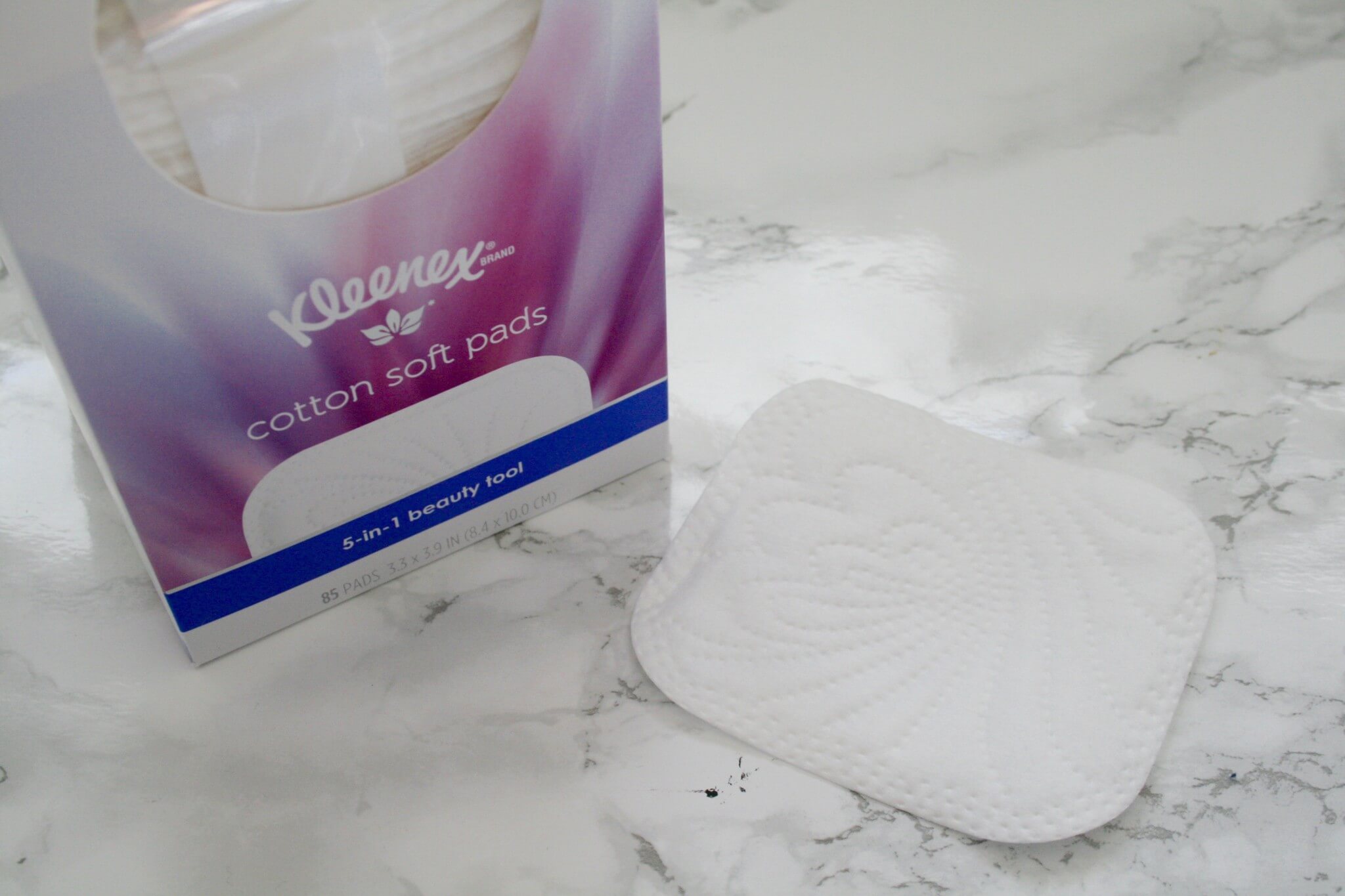 How to have gorgeous skin while traveling | Something Gold, Something Blue Lifestyle Blog | When traveling for work, I need a skincare routine that's quick and effective. Kleenex's new facial cleansing system is perfect for helping me take off all the dirt and grime from the day.
