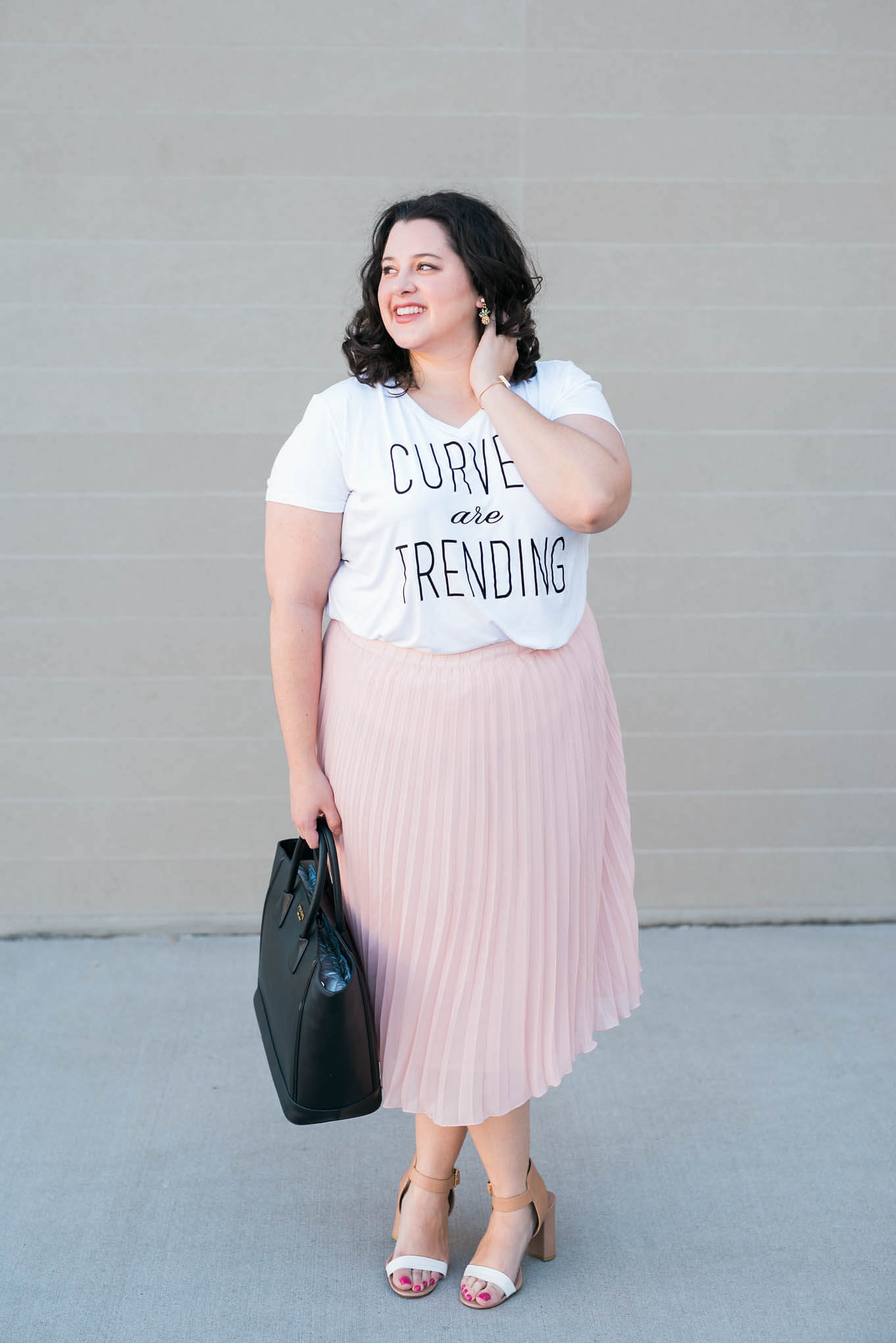 Curves are Trending - Something Gold, Something Blue curvy fashion blog - Body postitivity, love your body, boutique+, jcpenney, what to wear to brunch, girly, summer outfit, prada, cole haan