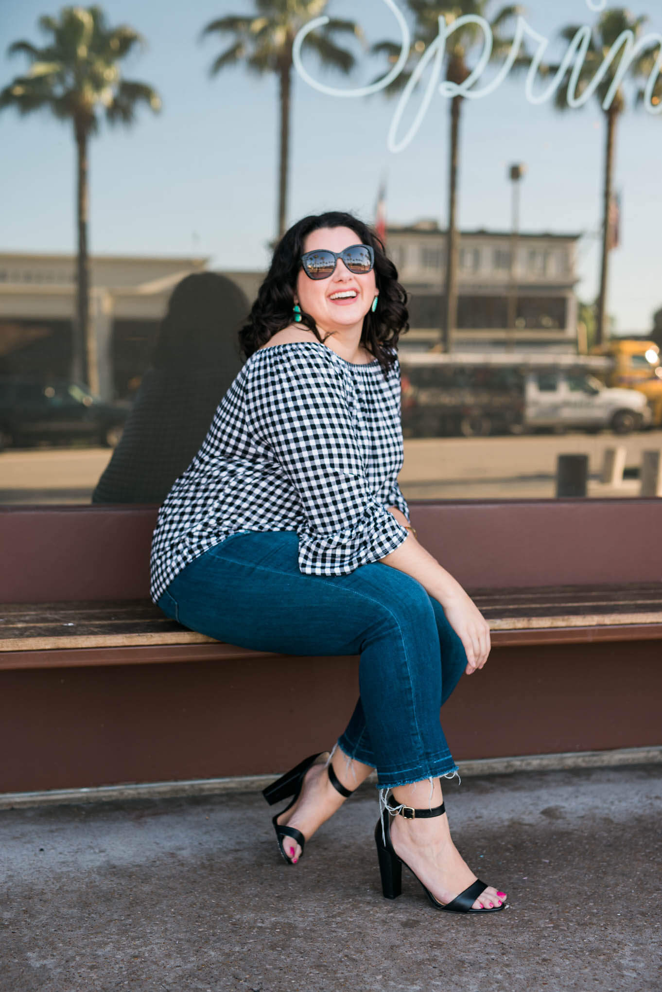 Off the Shoulder, Something Gold, Something Blue curvy style blog, Cynthia Ronson black and white off the shoulder gingham top, kut from the kloth jeans, kendra scott, just fab, kate spade, night on the town outfit, what to wear out, casual off the shoulder outfit