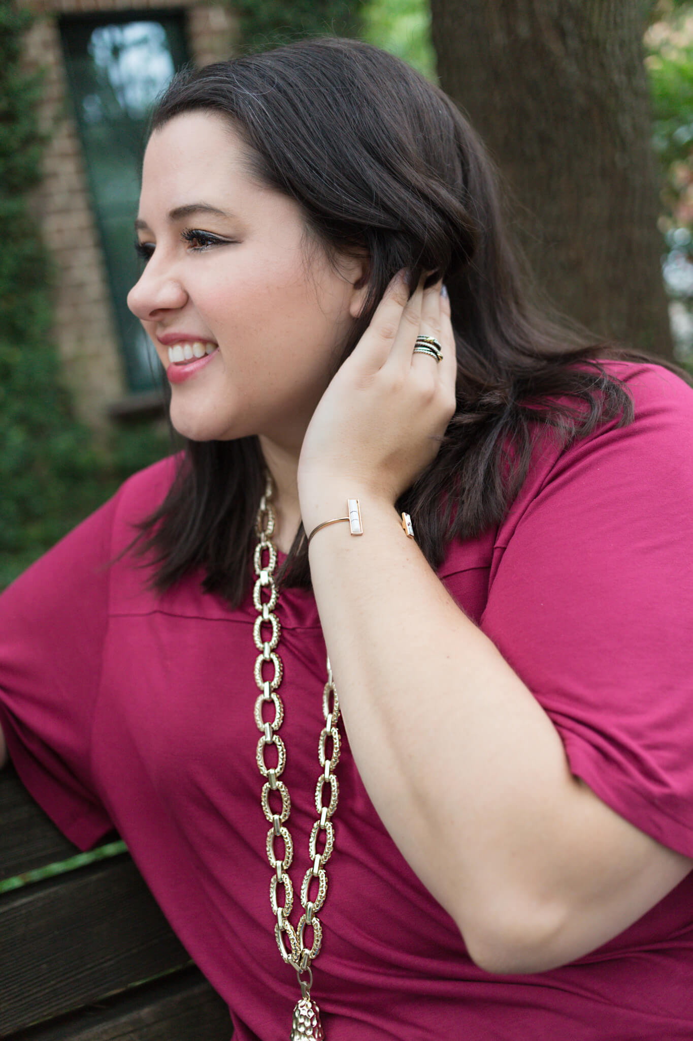 A fringe pair of jeans, a comfortable cotton top and a statement necklace makes for the perfect weekend outfit during this fall transition. This outfit is featured in the latest blog post on Something Gold, Something Blue, a curvy style blog by Emily Bastedo.