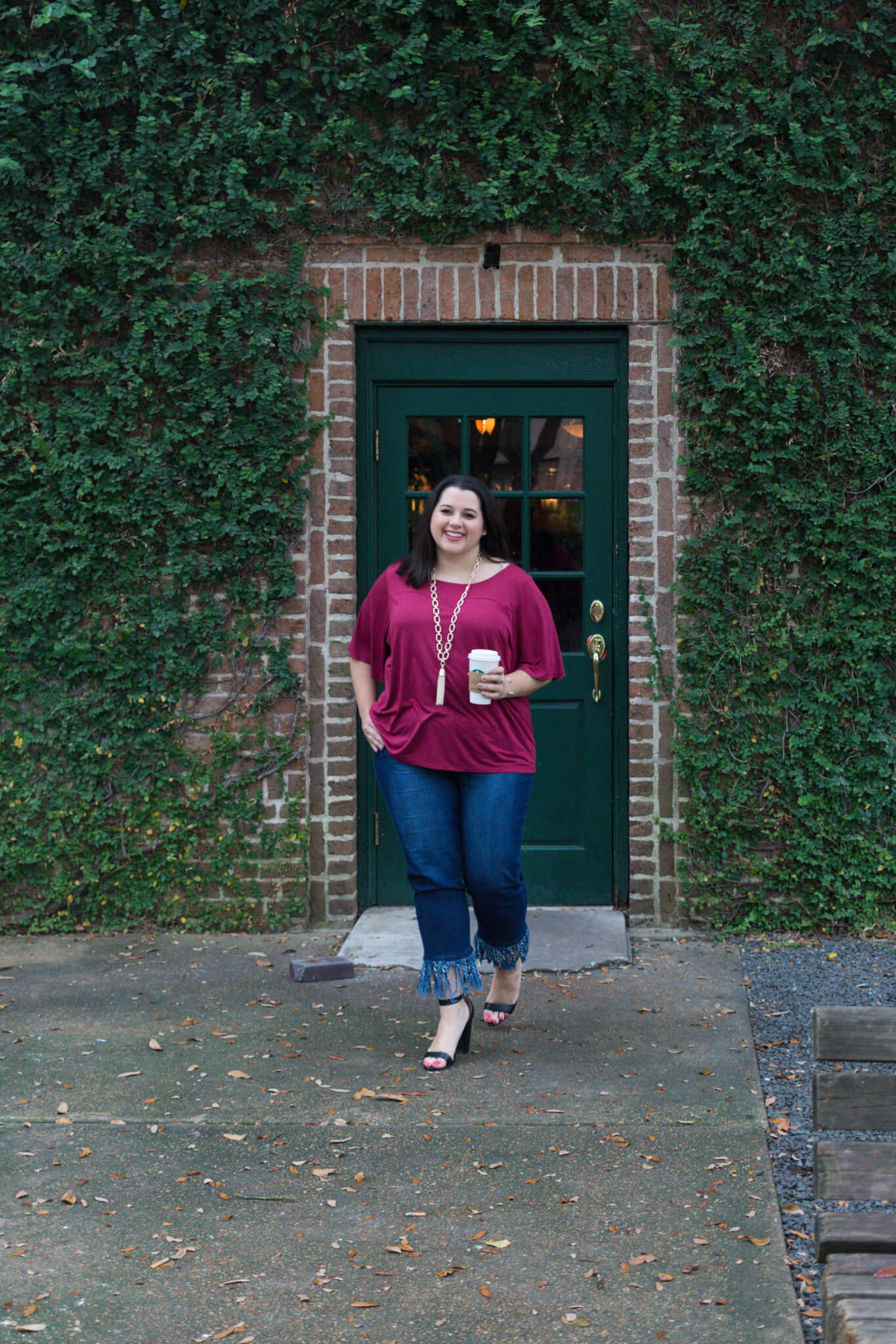 Fringe is one of my favorite trends of this season and I am so excited to have found a fabulous pair from Eloquii to pair with my burgundy Old Navy top and Kendra Scott chain necklace for my recent blog post on Something Gold, Something Blue, a curvy style blog by Emily Bastedo.