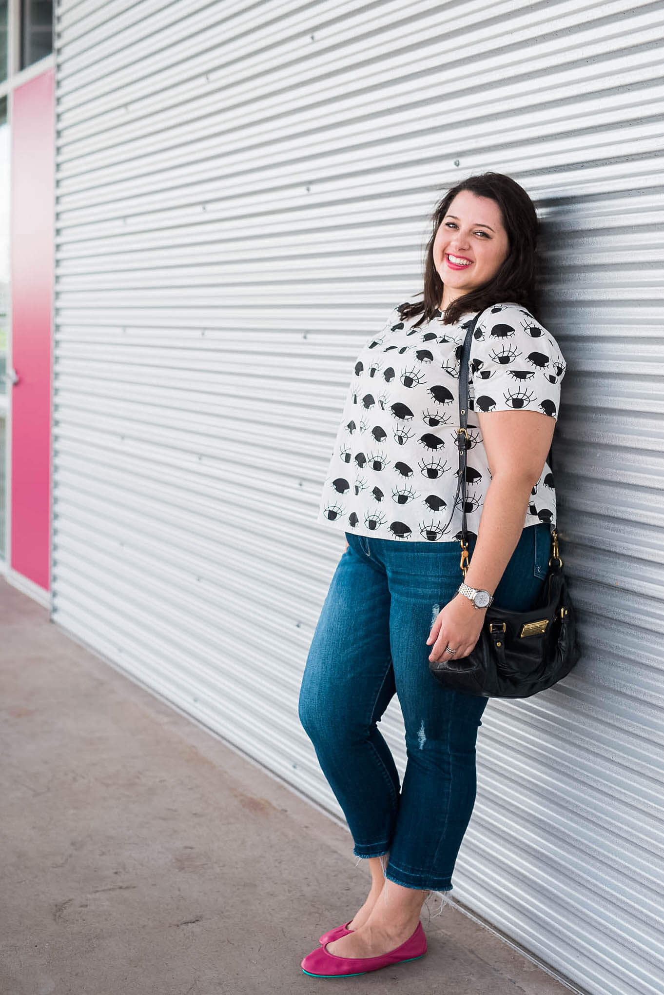 A fun Anthropologie top and some pink accents make for the perfect weekend getup| Something Gold, Something Blue curvy fashion blog by Emily Bastedo