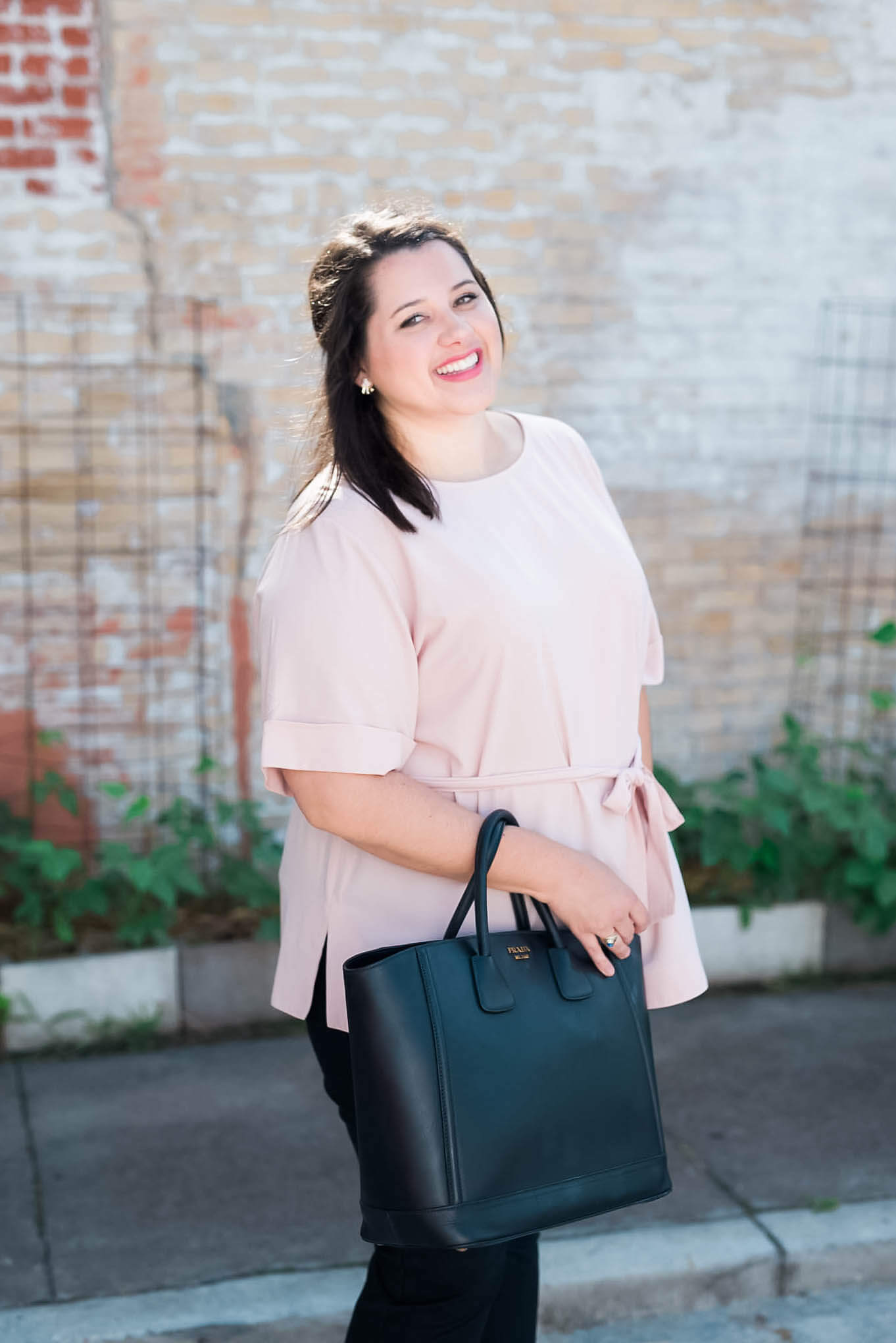 Work, Work, Work - The perfect business casual work outfit to be a #girlboss | Something Gold, Something Blue a curvy fashion blog