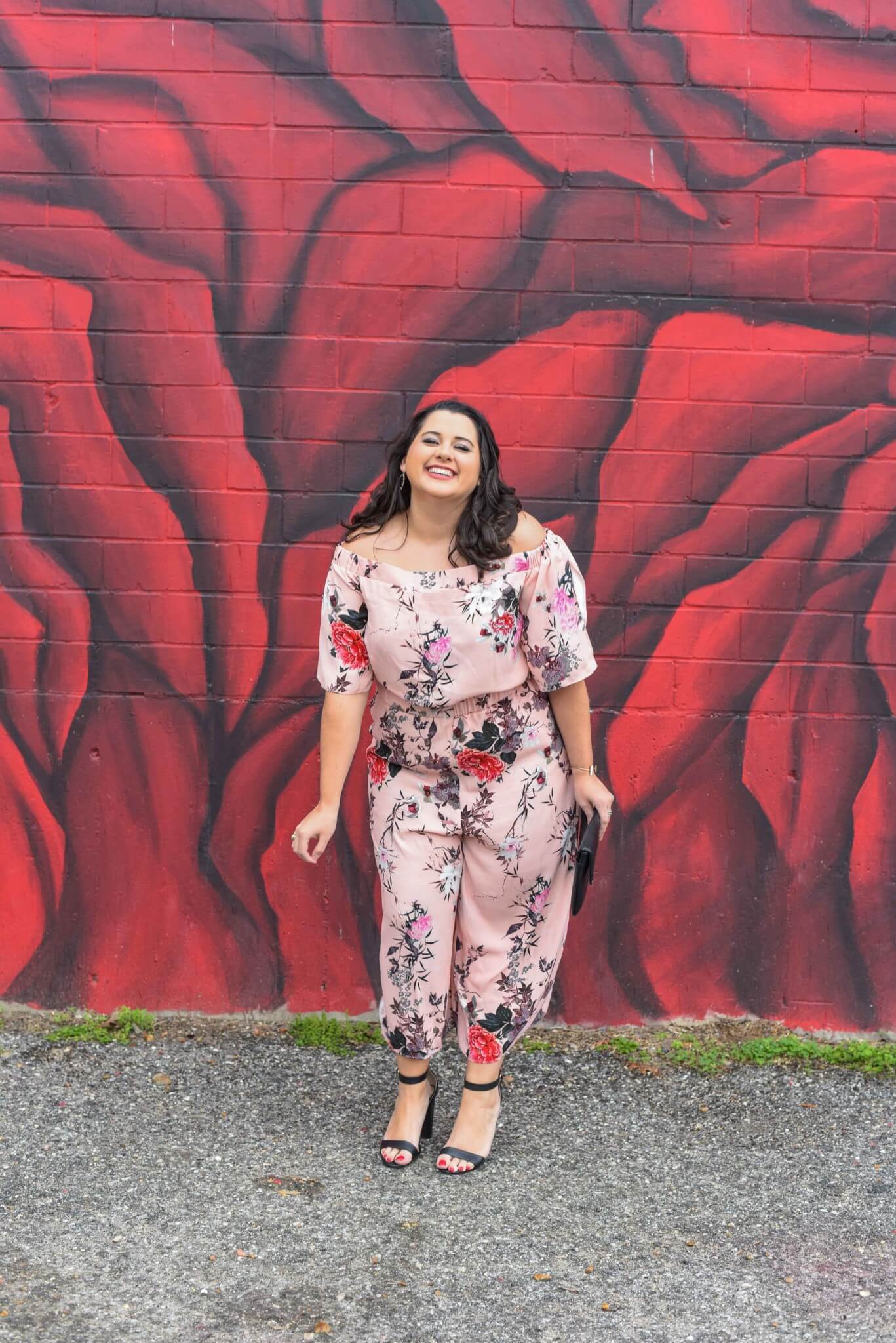 Spring style, how to wear a jumpsuit, how to rock an off the shoulder jumpsuit, off the shoulder, jumpsuit, body positivity, body confidence, confidence, change, love yourself, body positive, confident woman 