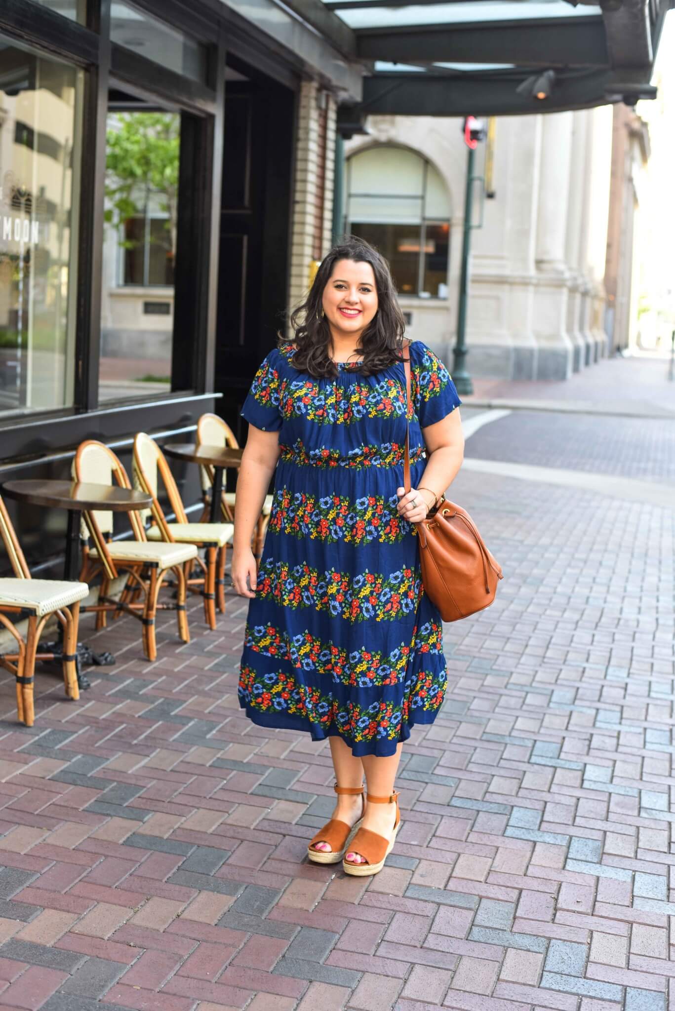 Floral prints are one of my favorite trends this spring season. And this gorgeous off the shoulder dress is one of the gorgeous ways that I am wearing the spring trend this season. Spring style, spring fashion, plus size style, plus size fashion