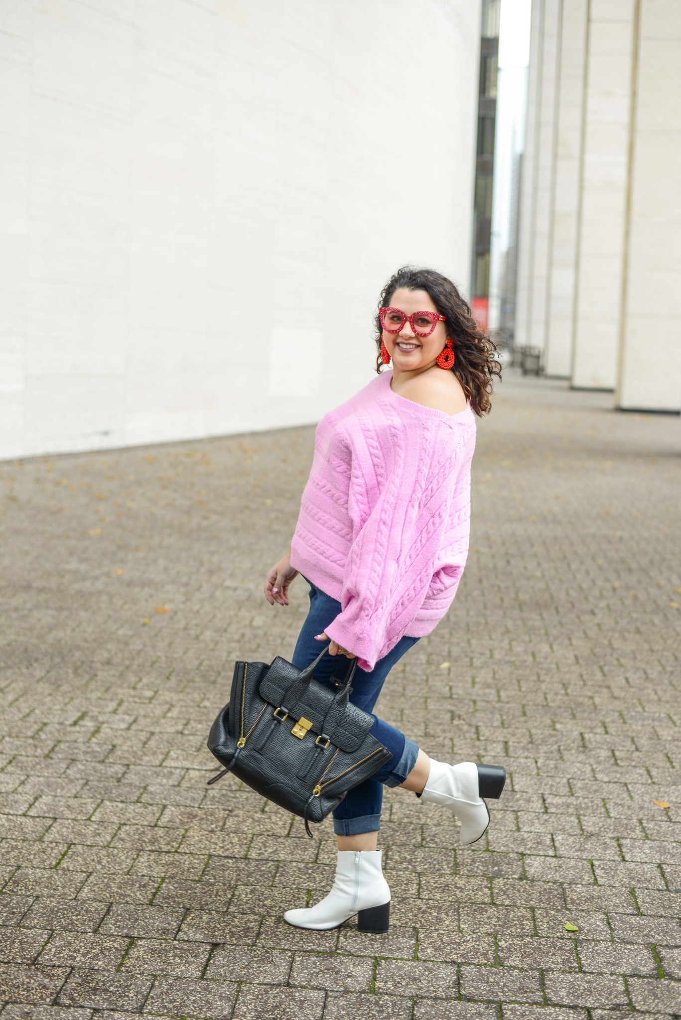 Plus size Valentine's Day Date Night outfit 