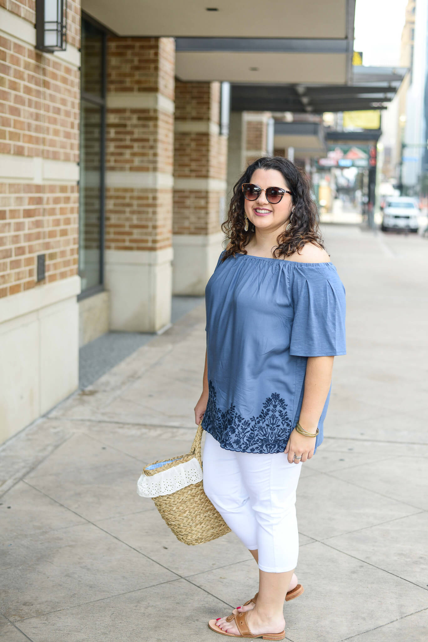 Modern curvy plus size clothing perfect for the summer
