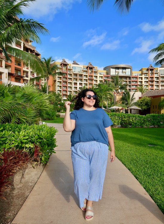 We recently stayed at the Villa del Palmar Cancun. I'm sharing an honest hotel review of our stay