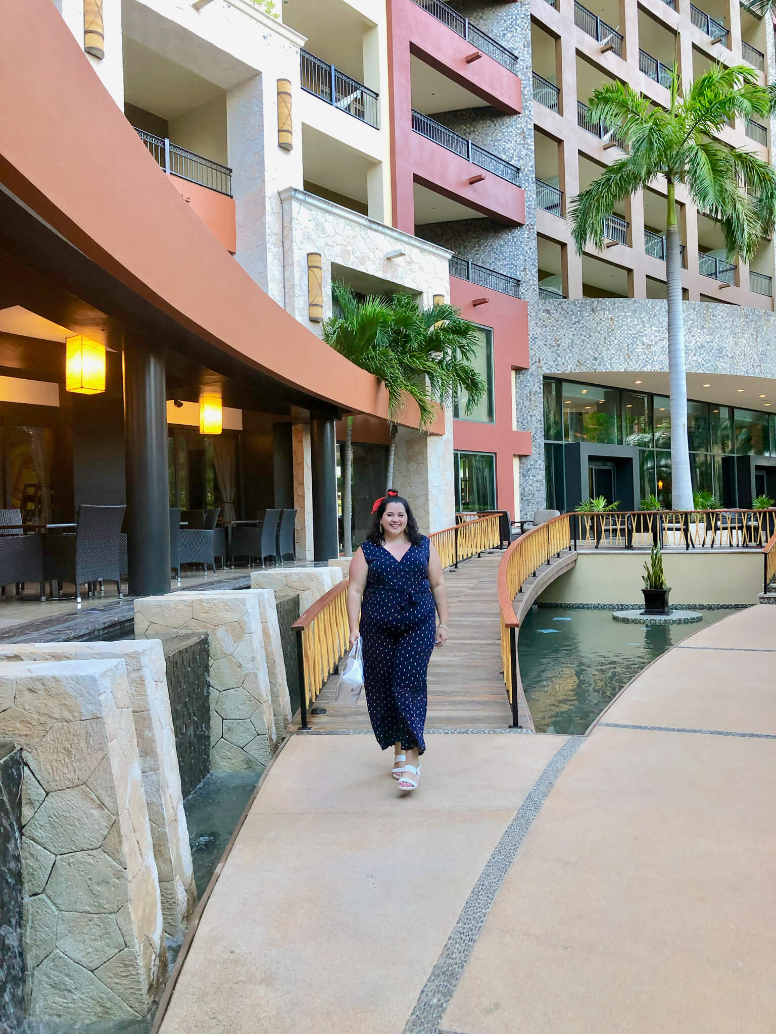 An honest review of the Villa del Palmar Cancun including whether or not you should do the All Inclusive or A la Carte meal packages