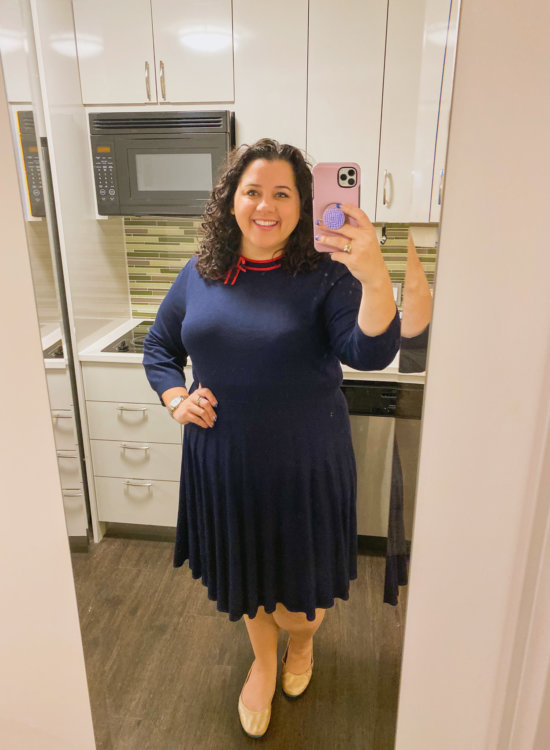 A navy knit dress is the perfect first day attire because it allowed me to look casual and professional without looking overdressed.