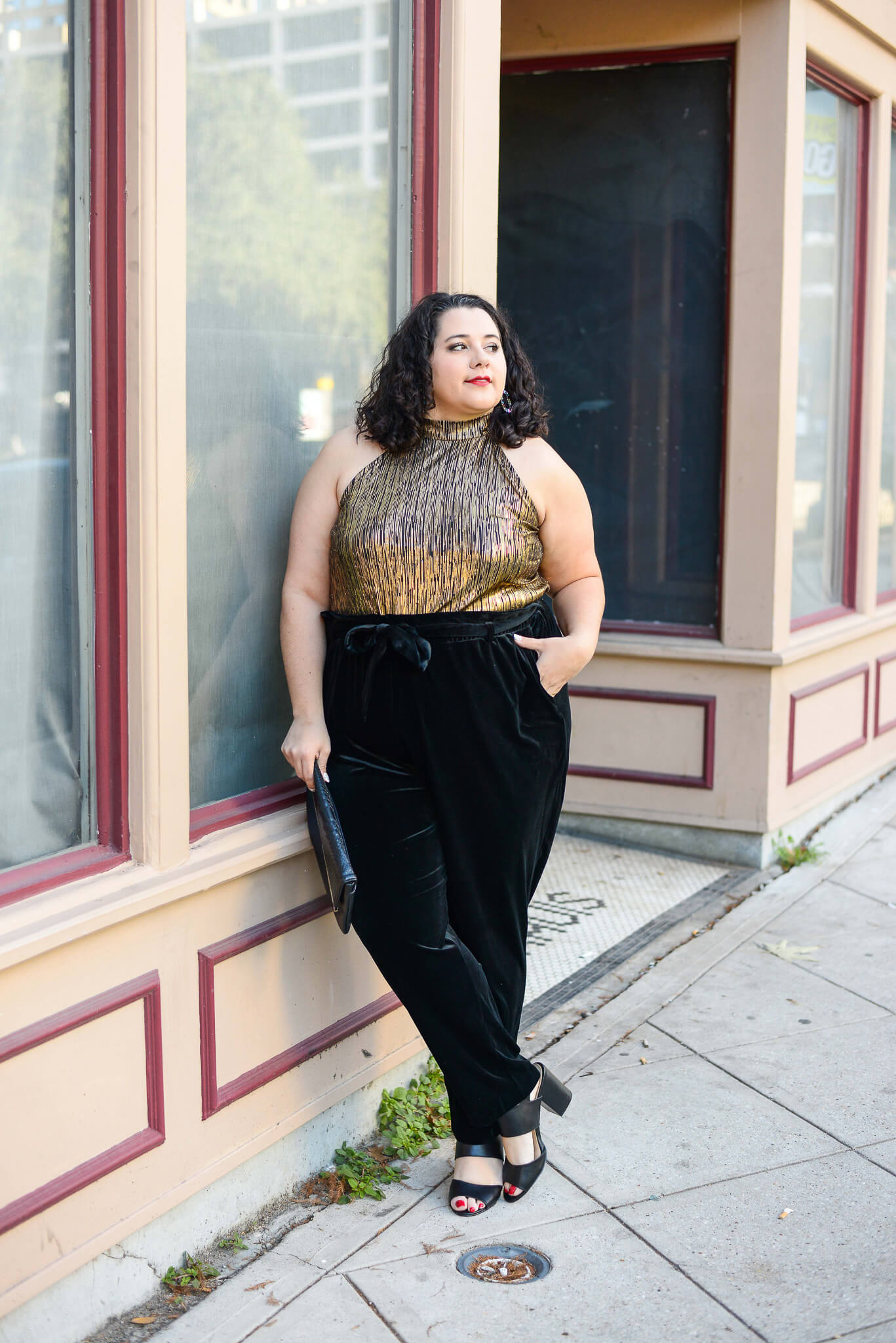 Day dreaming about these plus size black velvet pants