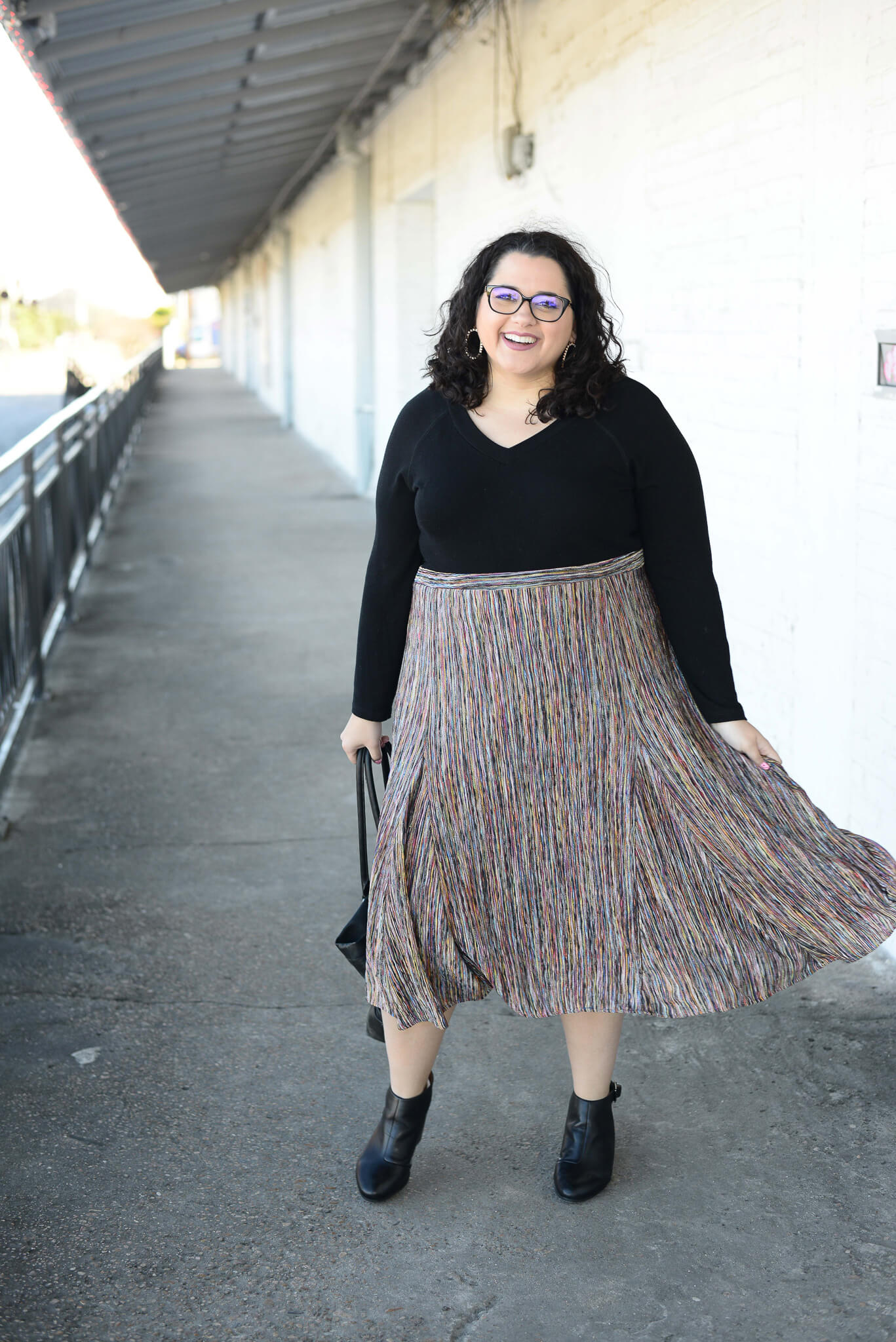 Living my best boss babe life in this plus size skirt from Anthropologie 