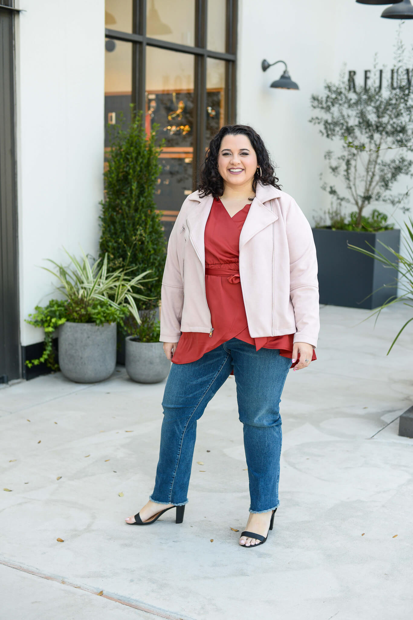 The perfect plus size date night outfit 